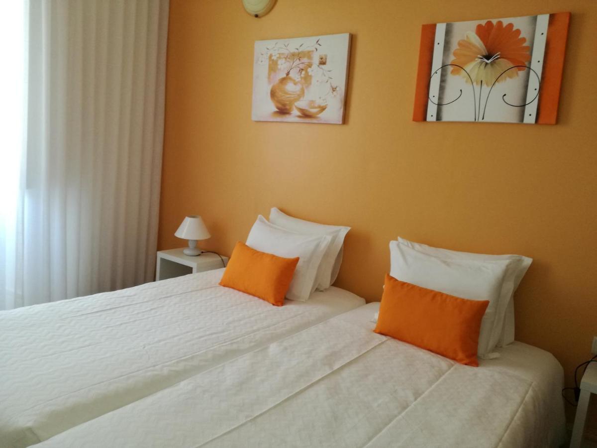 Hospedaria 5 Bicas Aveiro Esterno foto