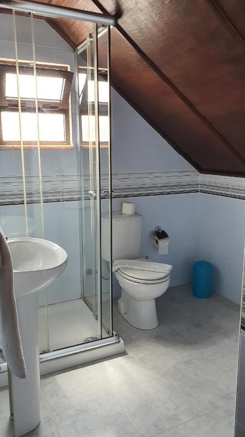 Hospedaria 5 Bicas Aveiro Esterno foto