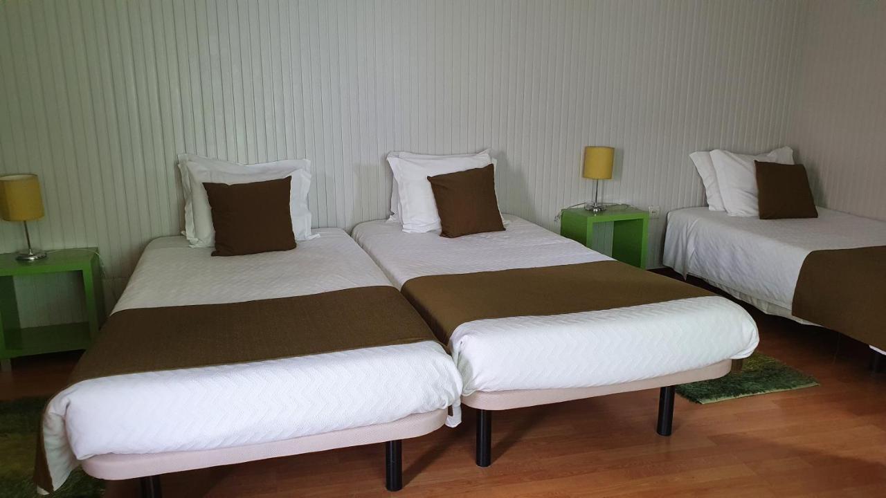 Hospedaria 5 Bicas Aveiro Esterno foto