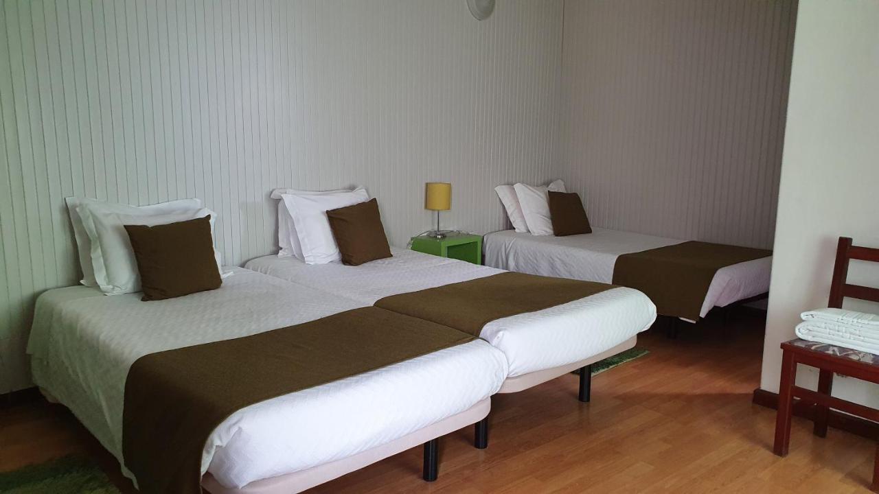 Hospedaria 5 Bicas Aveiro Esterno foto