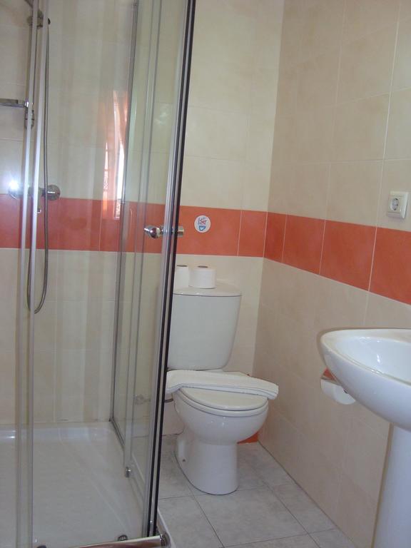 Hospedaria 5 Bicas Aveiro Esterno foto